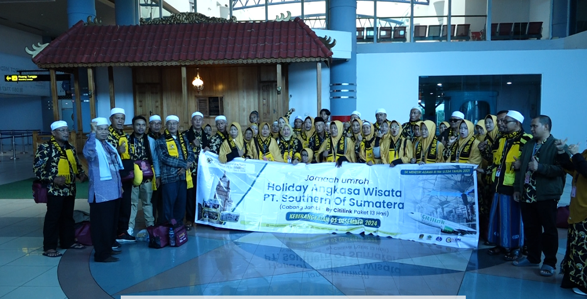 Holiday Angkasa Wisata Kembali Melepas 45 Jamaah Umroh Group Citilink di Bandara SMB II