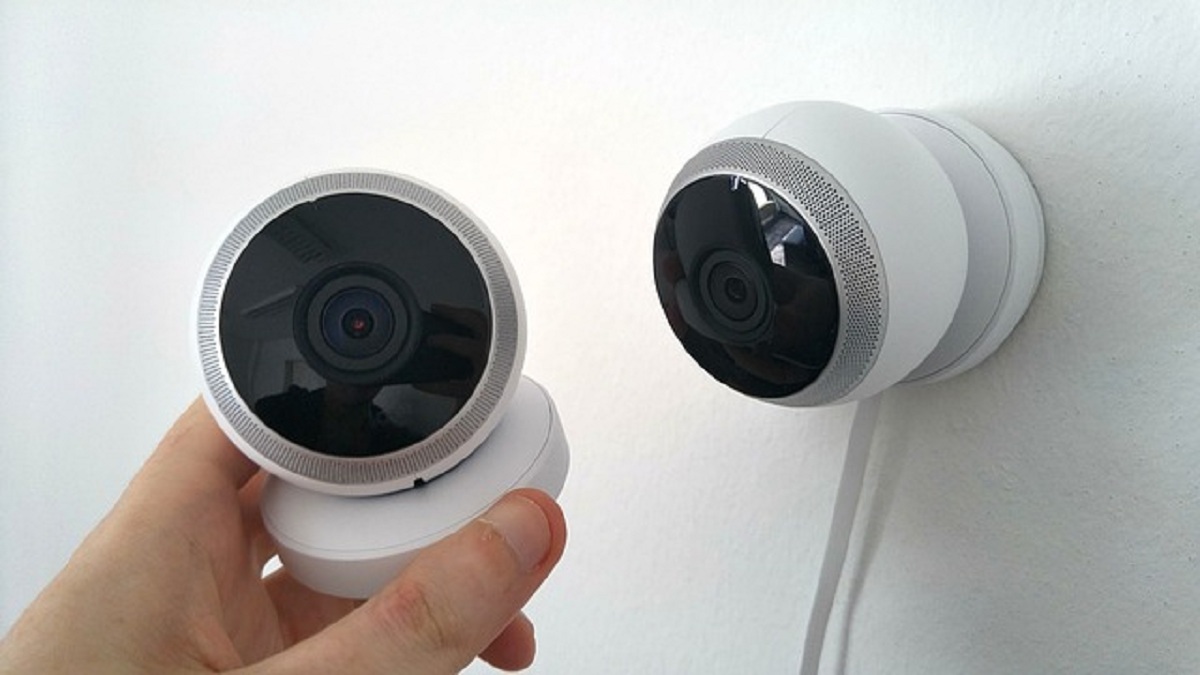 CCTV! Alat Untuk Meningkatkan Keamanan Atau Malah Menjadi Ancaman?