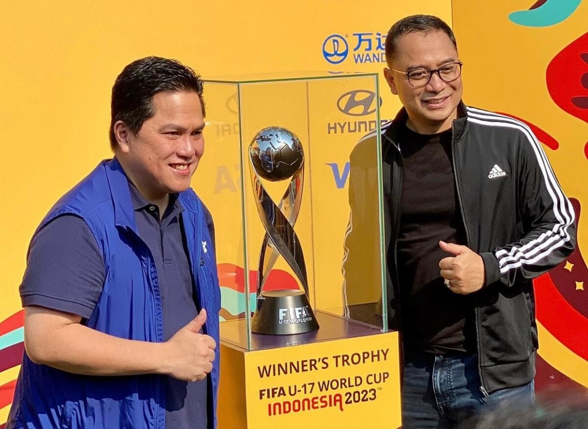Antusiasme Arek Suroboyo Sambut Trophy Experience FIFA World Cup U-17, Erick Thohir Optimis Surabaya Siap