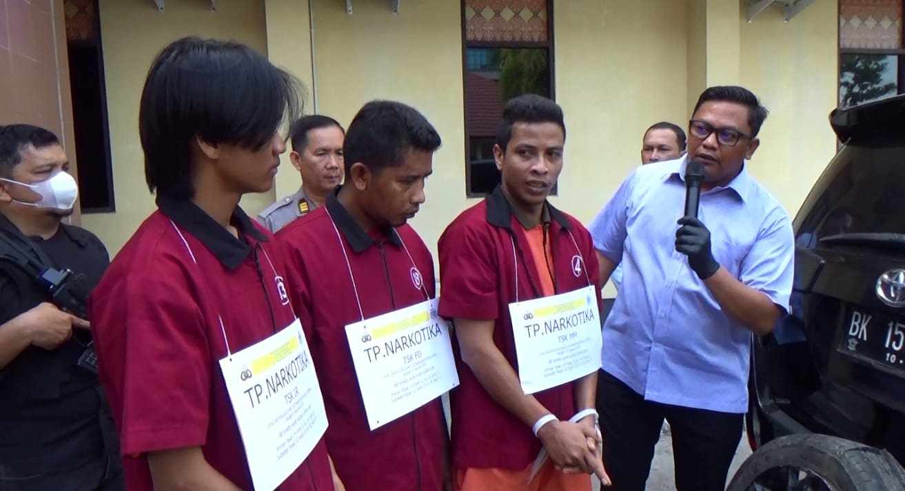 Selundupkan Sabu 6.8 kg Dalam Ban Serep, 3 Warga Aceh ditangkap Polda Sumsel