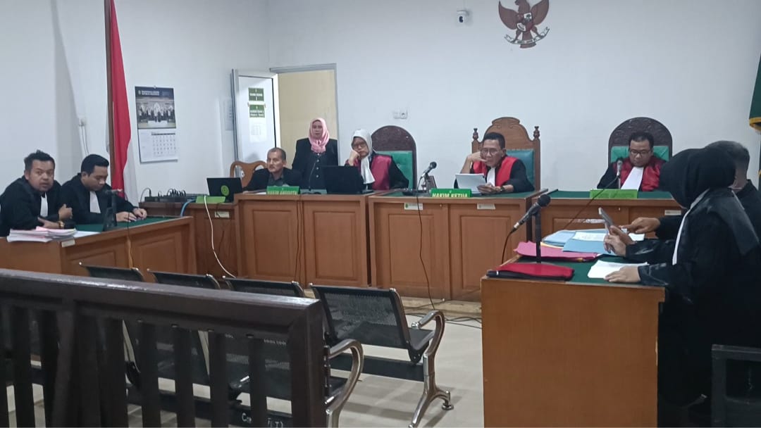 Hakim Vonis Seumur Hidup Terdakwa Manto atas Pembunuhan Dilorong Jambu 36 Ilir