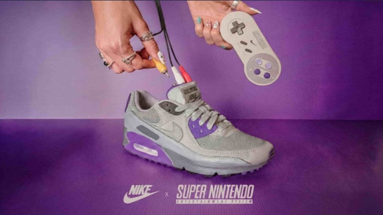 Gila! Sepatu Nike Berubah Jadi Konsol Super Nintendo—Bisa Main Game Beneran!