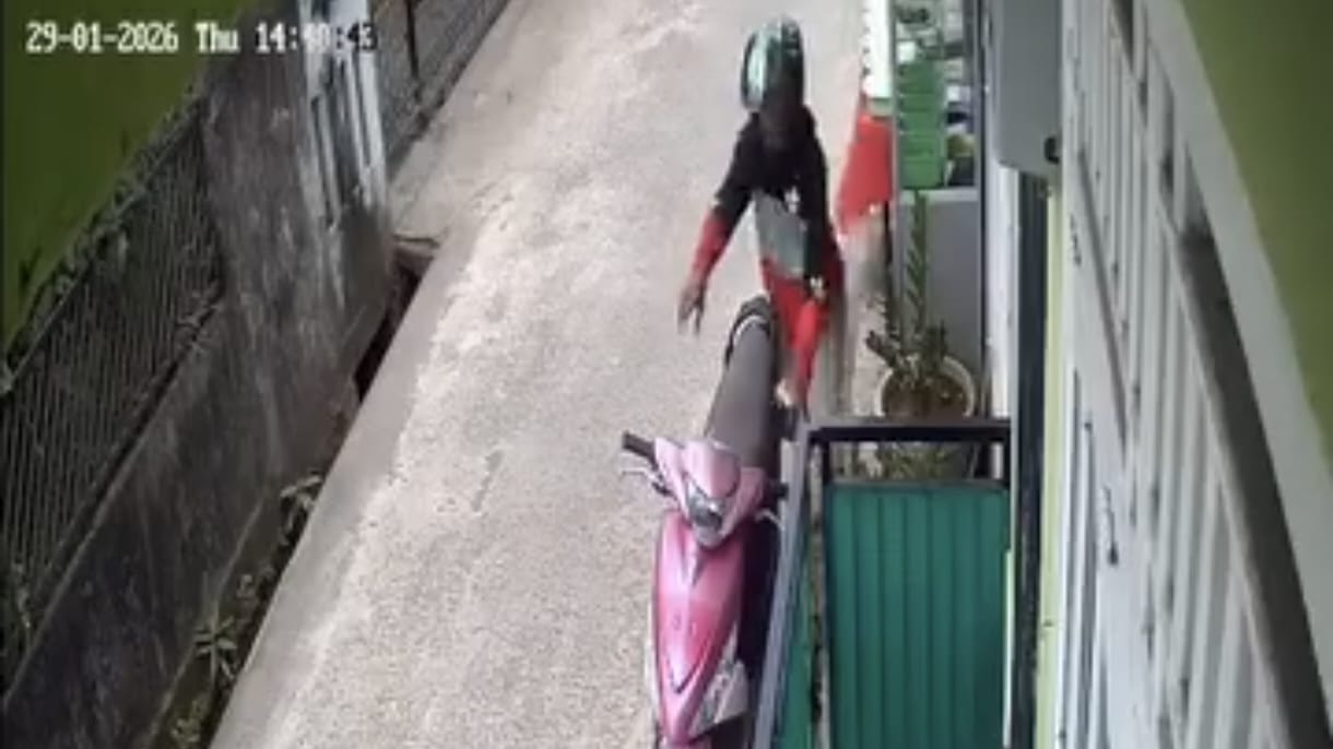 Tak Disangka! Pria yang Dikira Pembeli Sayur Ini Ternyata Penjambret