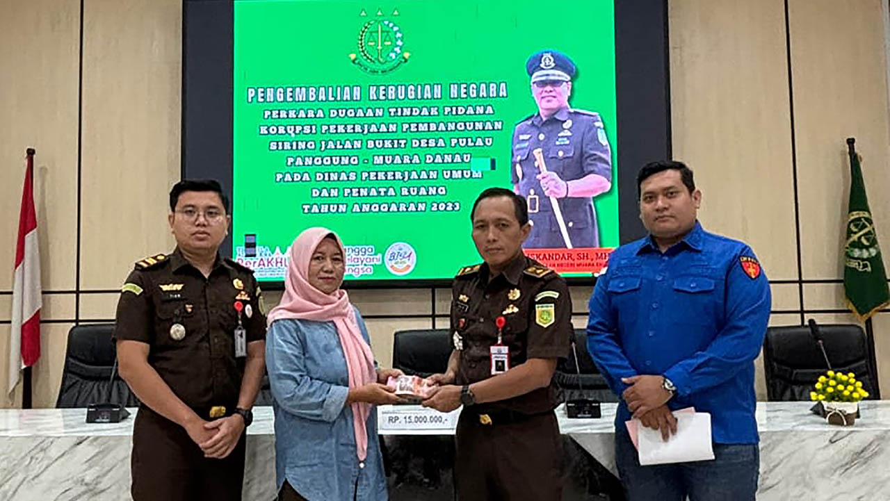 Tersangka JA Kembalikan Uang Kerugian Negara Kasus Korupsi Proyek Siring ke Kejari Muara Enim