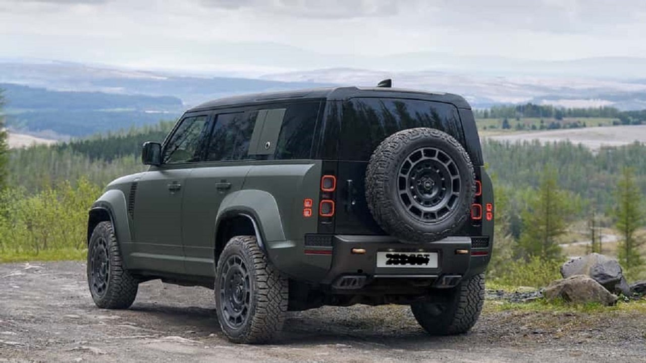 Land Rover Defender Octa Siap Bersaing di Dunia Balap Off-Road