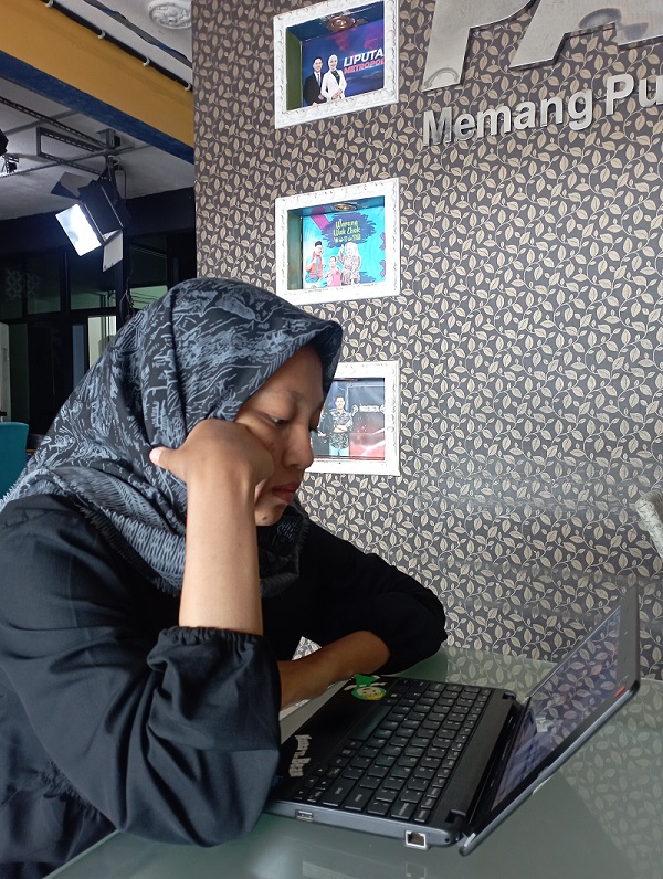  Efek Menatap Layar Laptop Terlalu Lama, Ancam Kesehatan Mata dan Tubuh