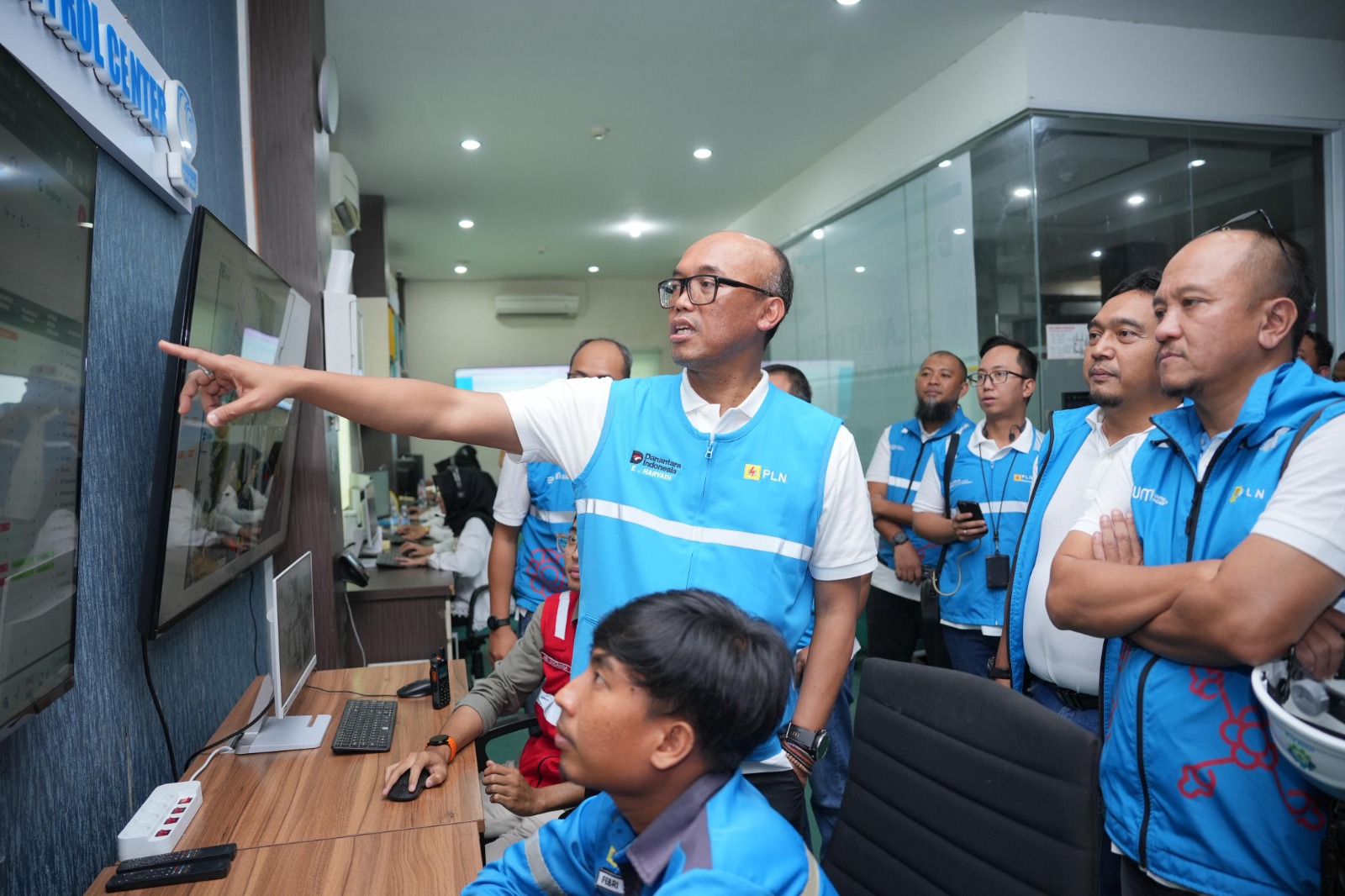 PLN UID S2JB Rayakan Hari Listrik Nasional ke-80: Turunkan Gangguan dan Tingkatkan Rasio Elektrifikasi