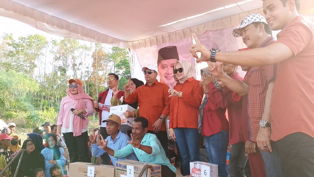 Serunya! 'Ngeradak Kampung' PALTV dan ASTA Hiburan Warga Lebung Rantau Bayur