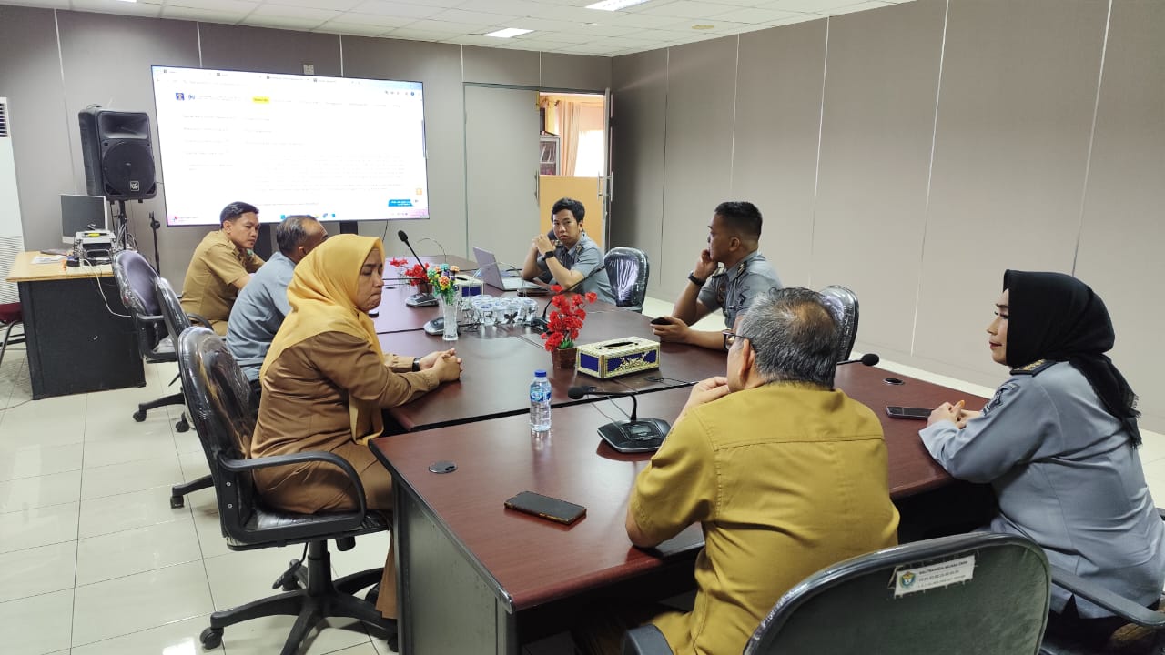 Dari Minyak Kopi hingga Nanas, Kanwil Kemenkum Sumsel dan Balitbangda Muara Enim