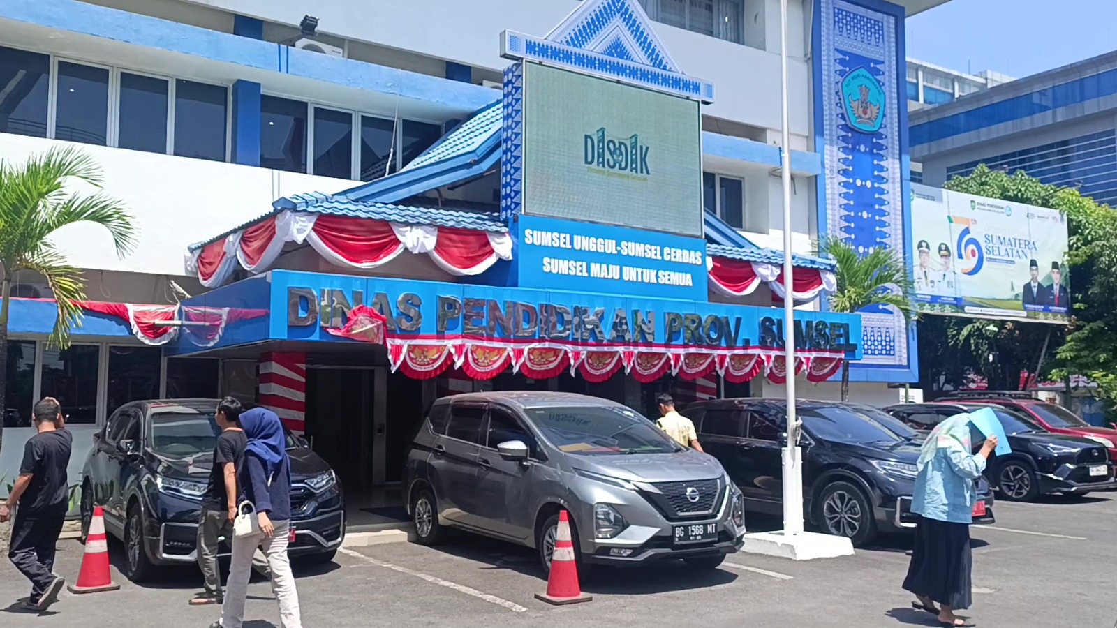 Diduga Lakukan Pungli, Kepsek SMKN 4 Palembang Terancam Sanksi Berat