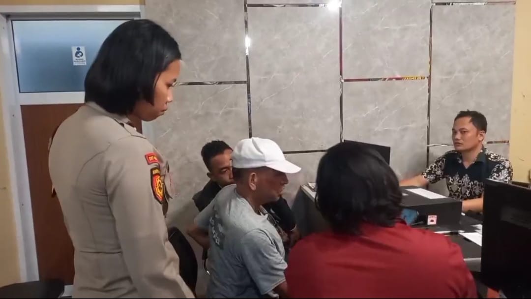 WNA Asal Amerika Kehilangan Puluhan Juta Rupiah di Kontrakan Plaju