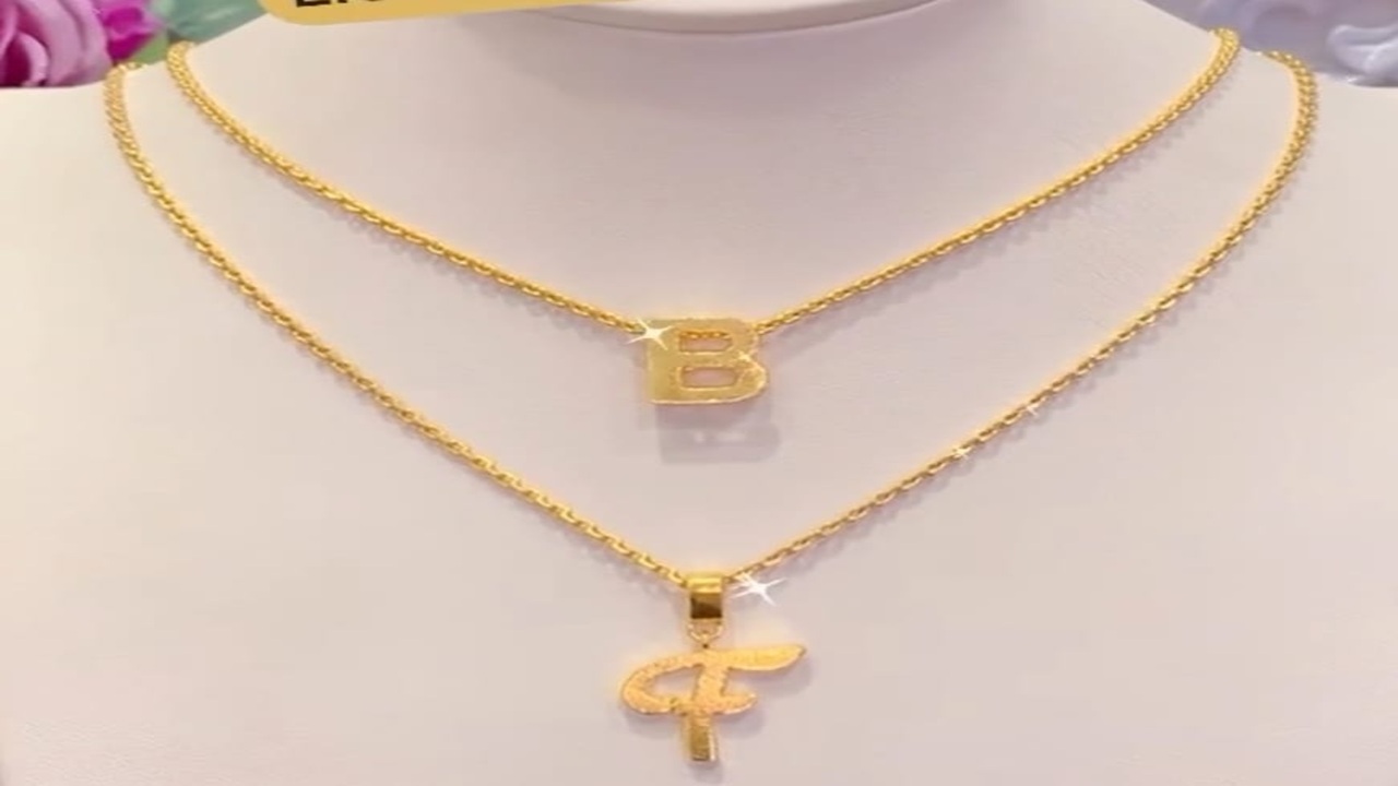 Inspirasi Model Liontin Inisial yang Paling Digemari untuk Tampilan Lebih Stylish