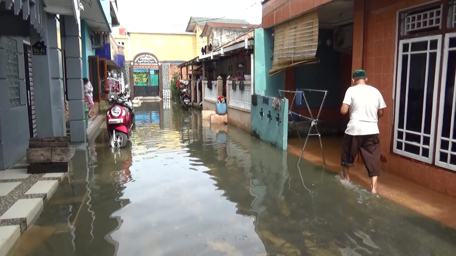 Air Pasang Sungai Musi Rendam Rumah Warga Dua Ulu