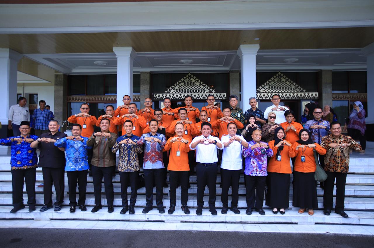 1 Tahun kepemimpinan HDCU, Angka Kemiskinan Sumsel Turun ke 1 Digit