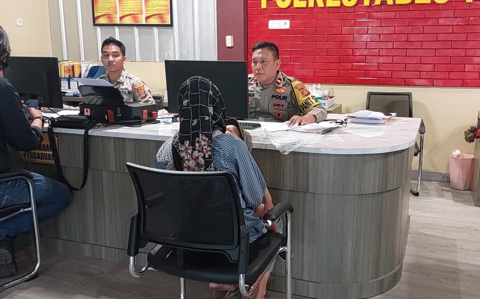 Sedang Proses Perceraian IRT Laporkan Suami ke Polrestabes Palembang Terkait KDRT