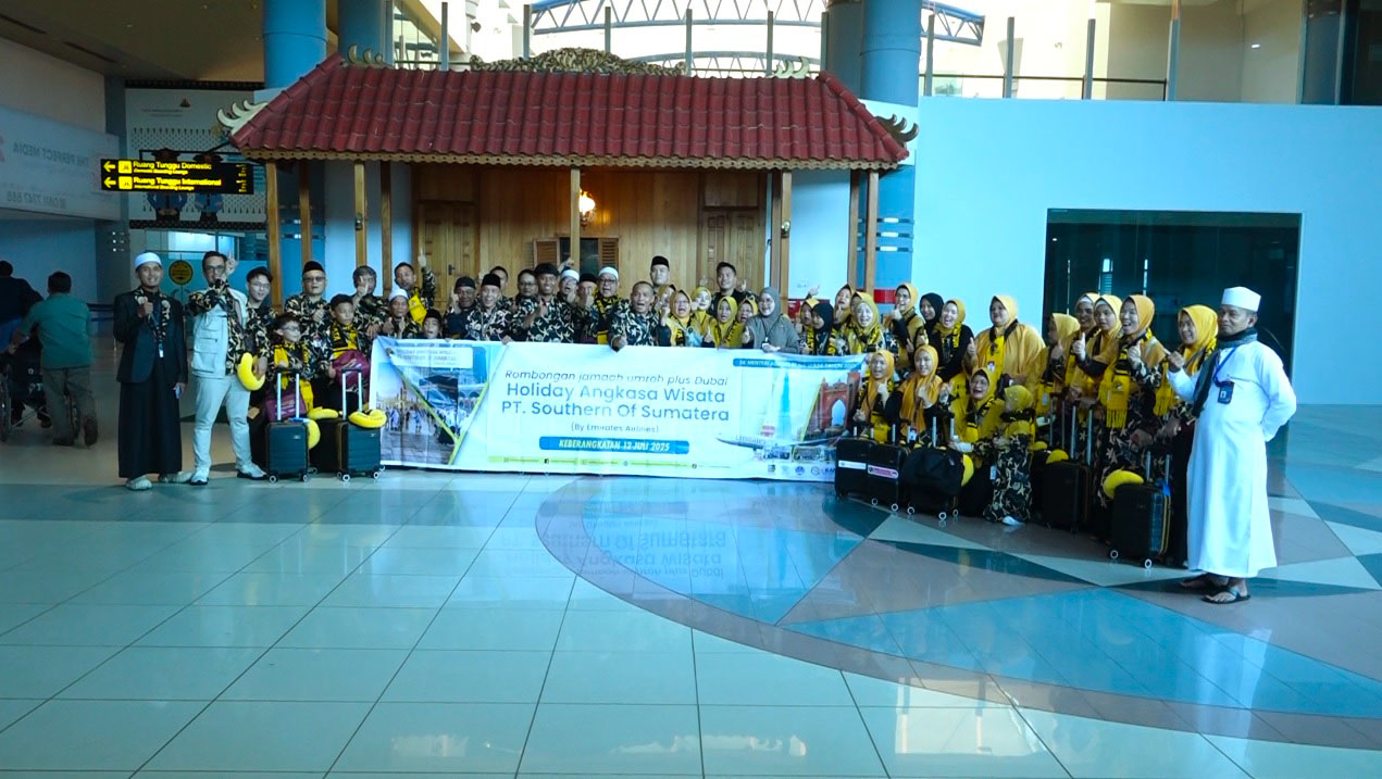 Holiday Angkasa Wisata Kembali Berangkatkan 45 Jemaah Umroh Plus Dubai dengan Emirates Airline