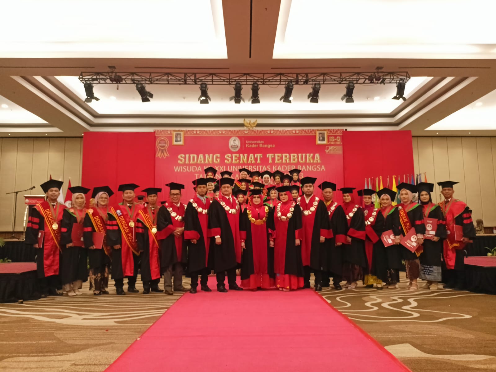 Universitas Kader Bangsa Luluskan 664 Wisudawan Tahun Akademik 2022-2023
