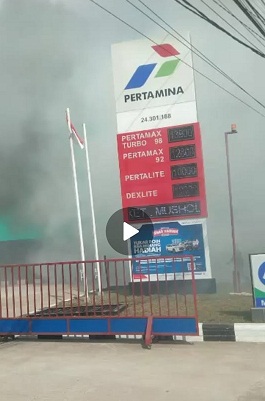 Viral Video Kebakaran Motor di SPBU Talang Jambe!