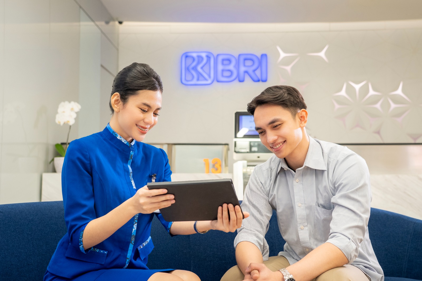 Unggul di Layanan Digital dan Konvensional, BRI Sabet 11 Penghargaandi Ajang Banking Service Excellence 2025
