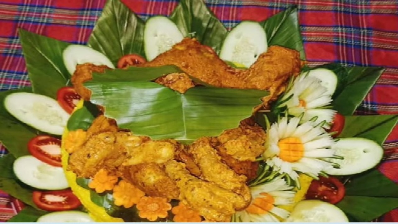 Nasi Punjung Ayam Terjun: Warisan Kuliner Sakral dari Musi Rawas