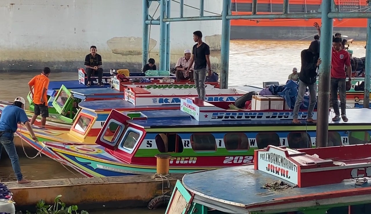 Speedboat Tradisonal Masih Jadi Pilihan Pemudik di Palembang