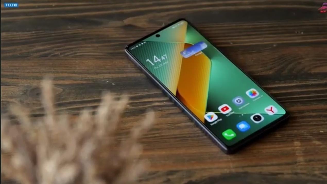 Desain Futuristik Tecno Fova 7 Ultra Paduan Elegansi dan Inovasi Masa Depan