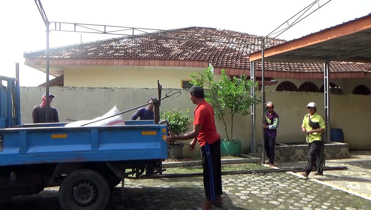 Jasa Sewa Tenda di Palembang Kebanjiran Pesanan Jelang Pemungutan Suara Pilkada 2024