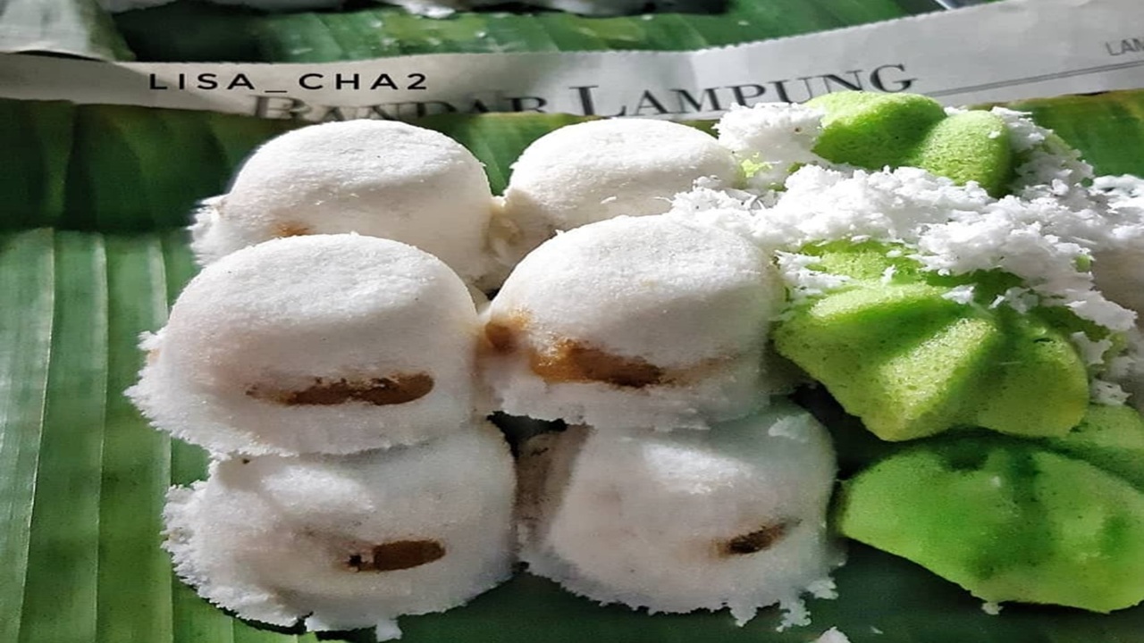 Putu Embun, Jajanan Tradisional Palembang yang Lembut dan Manis