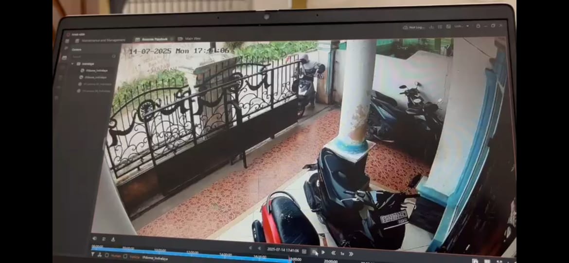 Viral! Pelaku Curanmor Terekam CCTV di Tiga Lokasi Berbeda di Indralaya