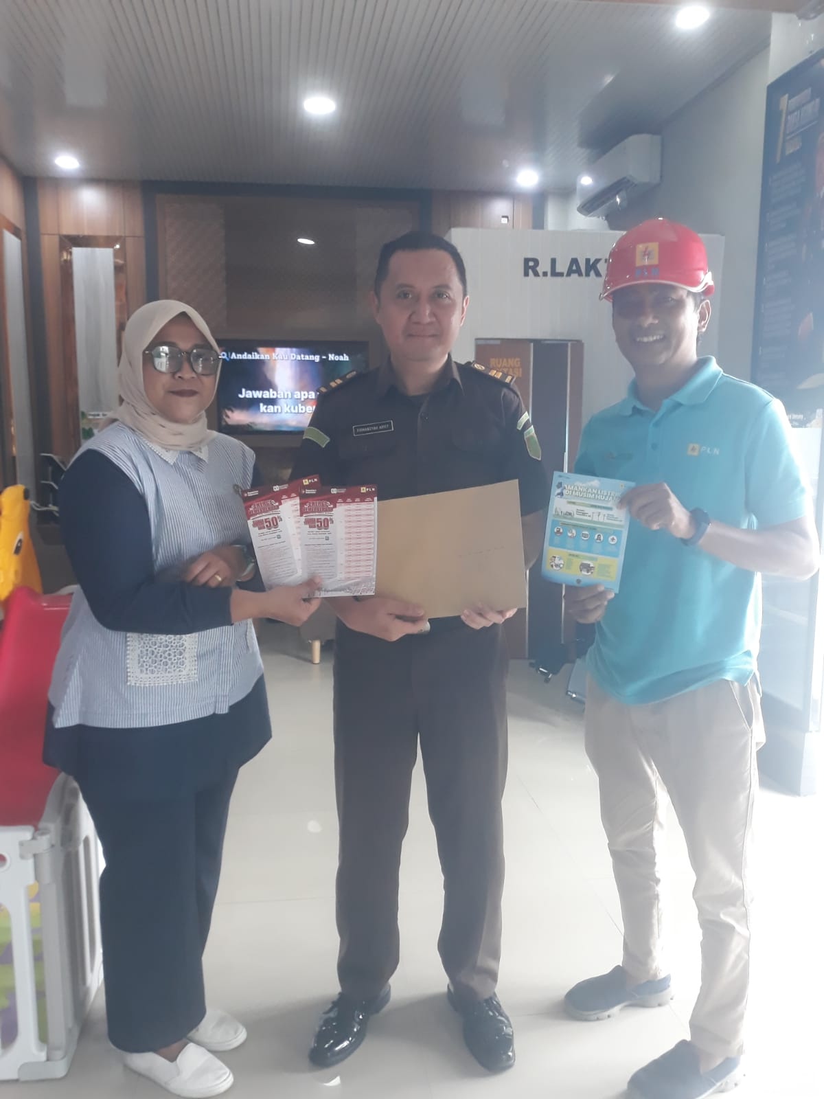 PLN UP3 Ogan Ilir Sosialisasikan Program Energi Kemerdekaan Tambah Daya Diskon 50% ke Instansi Pemerintahan