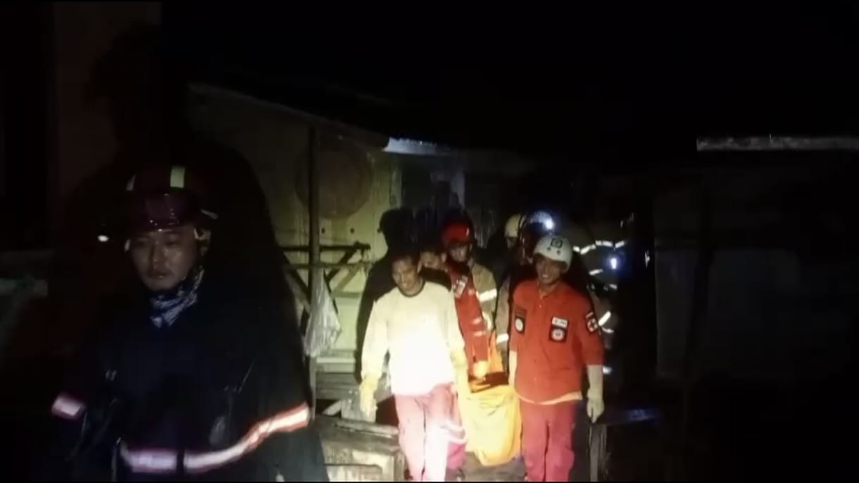 Pria Paruh Baya Tewas Terbakar dalam Kebakaran Rumah di Kertapati Palembang