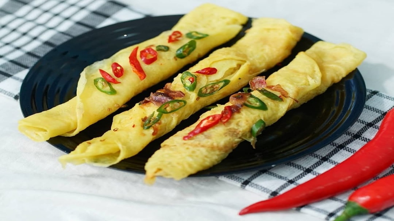 Dadar Jiwo, Kuliner Tradisional Palembang dengan Isian Pepaya Muda yang Unik