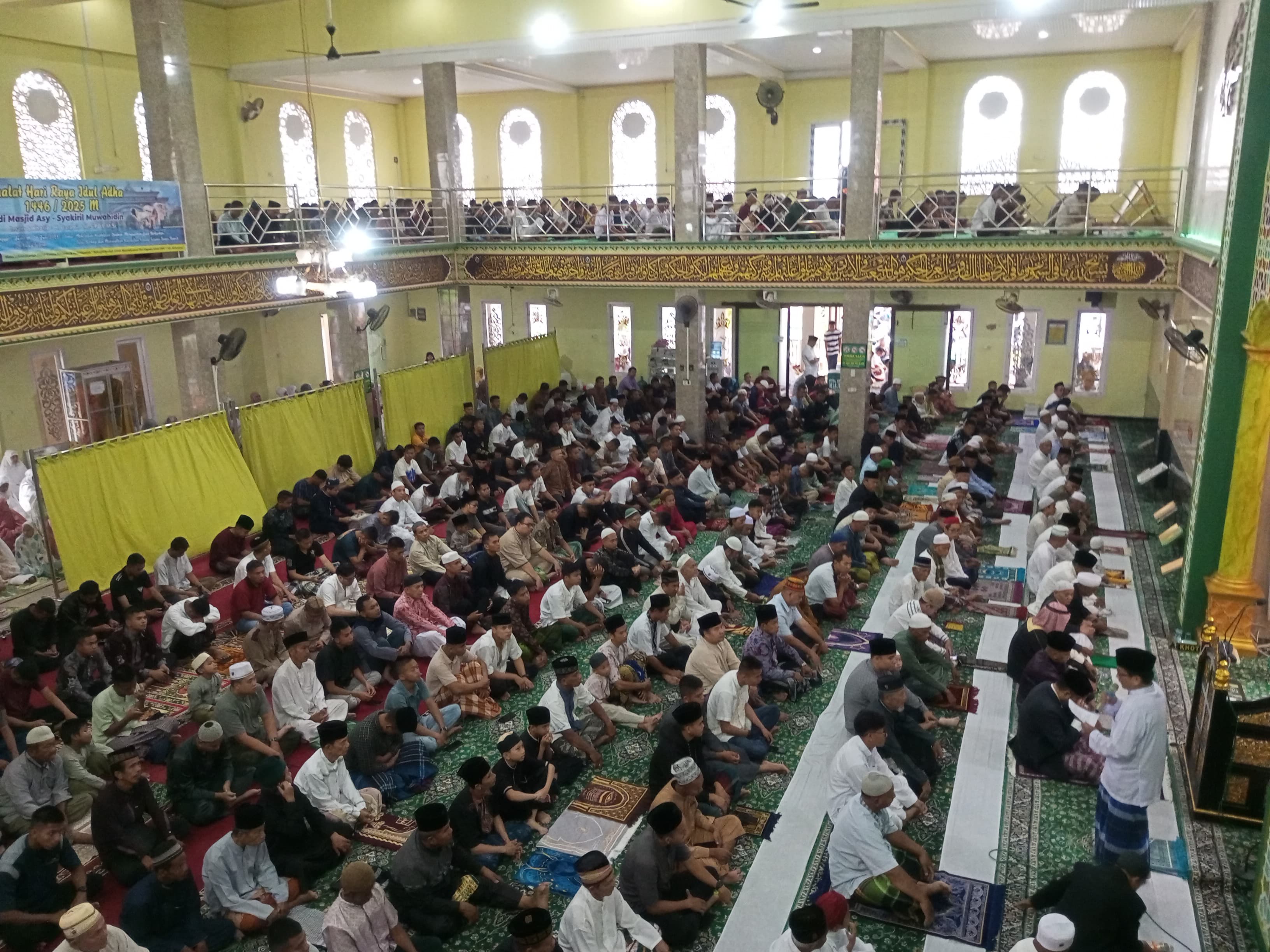 Masjid Asy-Syarikil Muwa?idin Gelar Salat Iduladha dan Bagikan 800 Kantong Daging Kurban