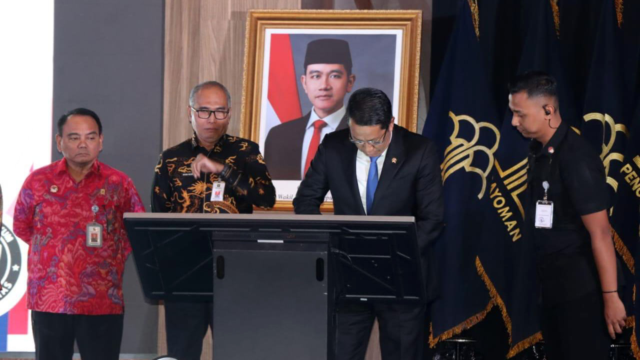 Kemenkum Sumsel Ikuti Penandatanganan Perjanjian Kinerja 2026