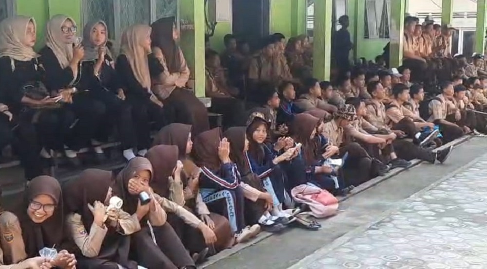 Masih Mogok Belajar, Siswa SMKN 1 Meranjat Minta Kepala Sekolah Dicopot