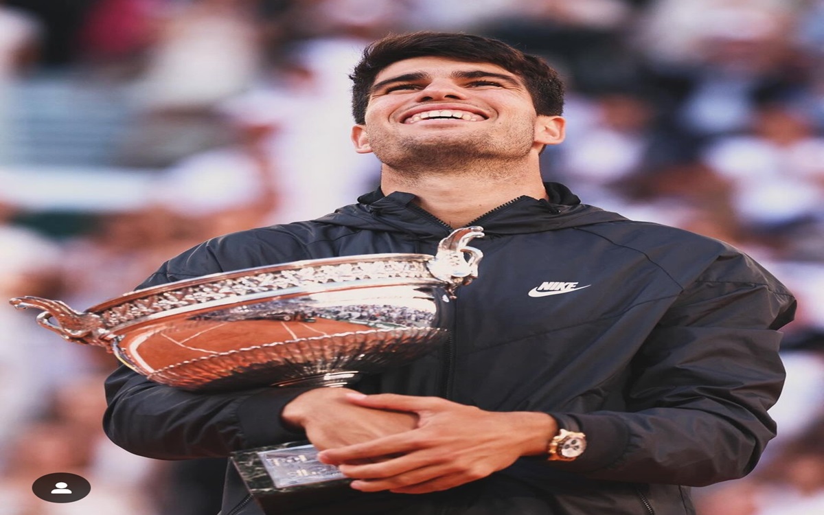 Carlos Alcaraz Menjuarai French Open 2024: Petenis Termuda dengan Tiga Gelar Grand Slam 