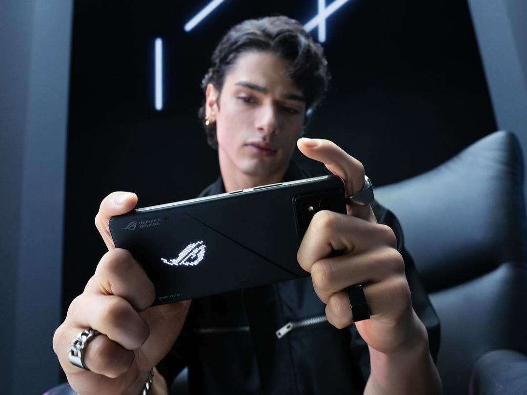 ASUS ROG Phone - Mewujudkan Mimpi Para Gamers dengan Inovasi Gaming Terkini