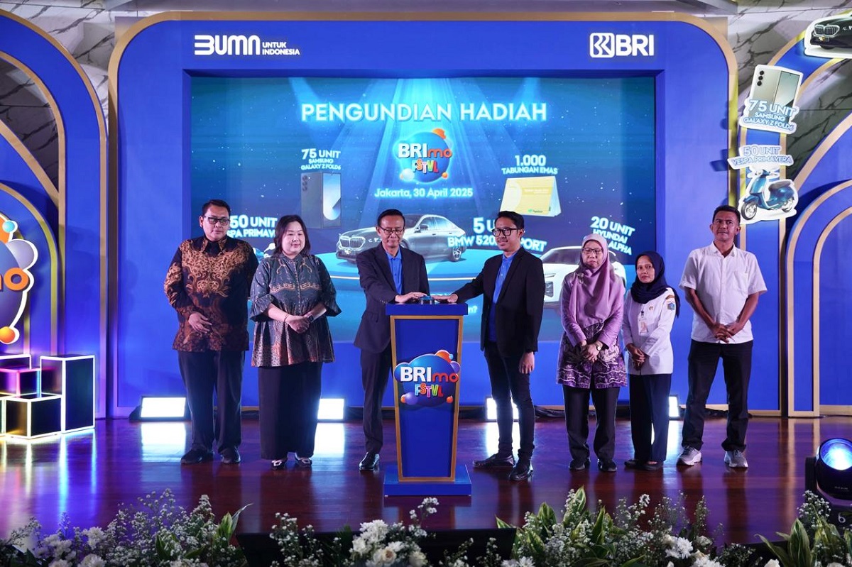 BRImo FSTVL 2024 Heboh! Nasabah BRI Bawa Pulang BMW dan Tabungan Emas