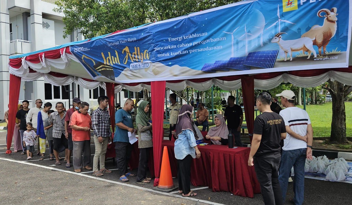 Memaknai Iduladha 1446 Hijriah, PLN Salurkan Daging Kurban di Berbagai Daerah 