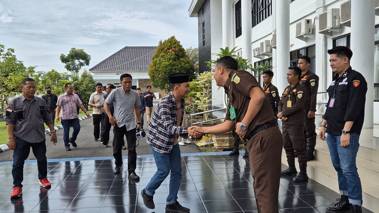 Kejari Tegaskan Penanganan Kasus Dugaan Korupsi PMI OKU Timur Secara Objektif, Profesional dan Proporsional