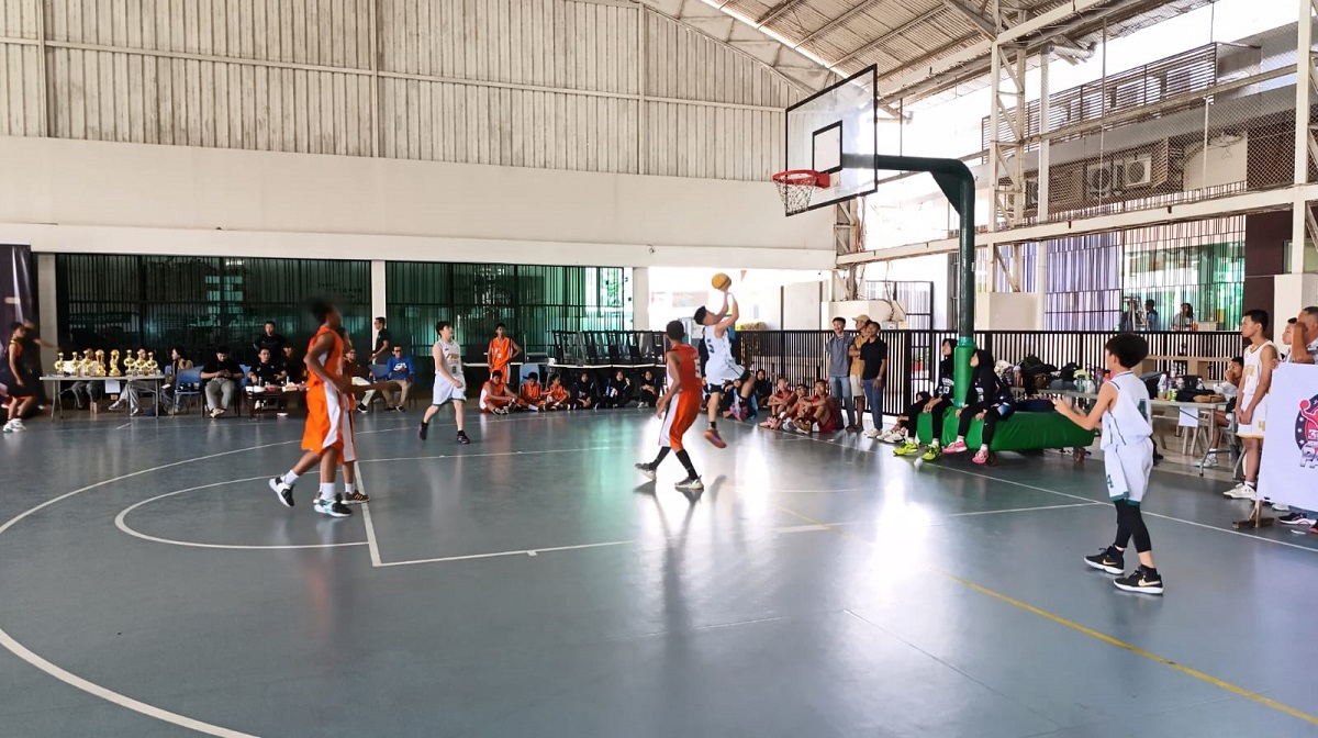 SPH B unggul 4-1 melawan SMP Negeri 48 di Junior Basket Championship PALTV