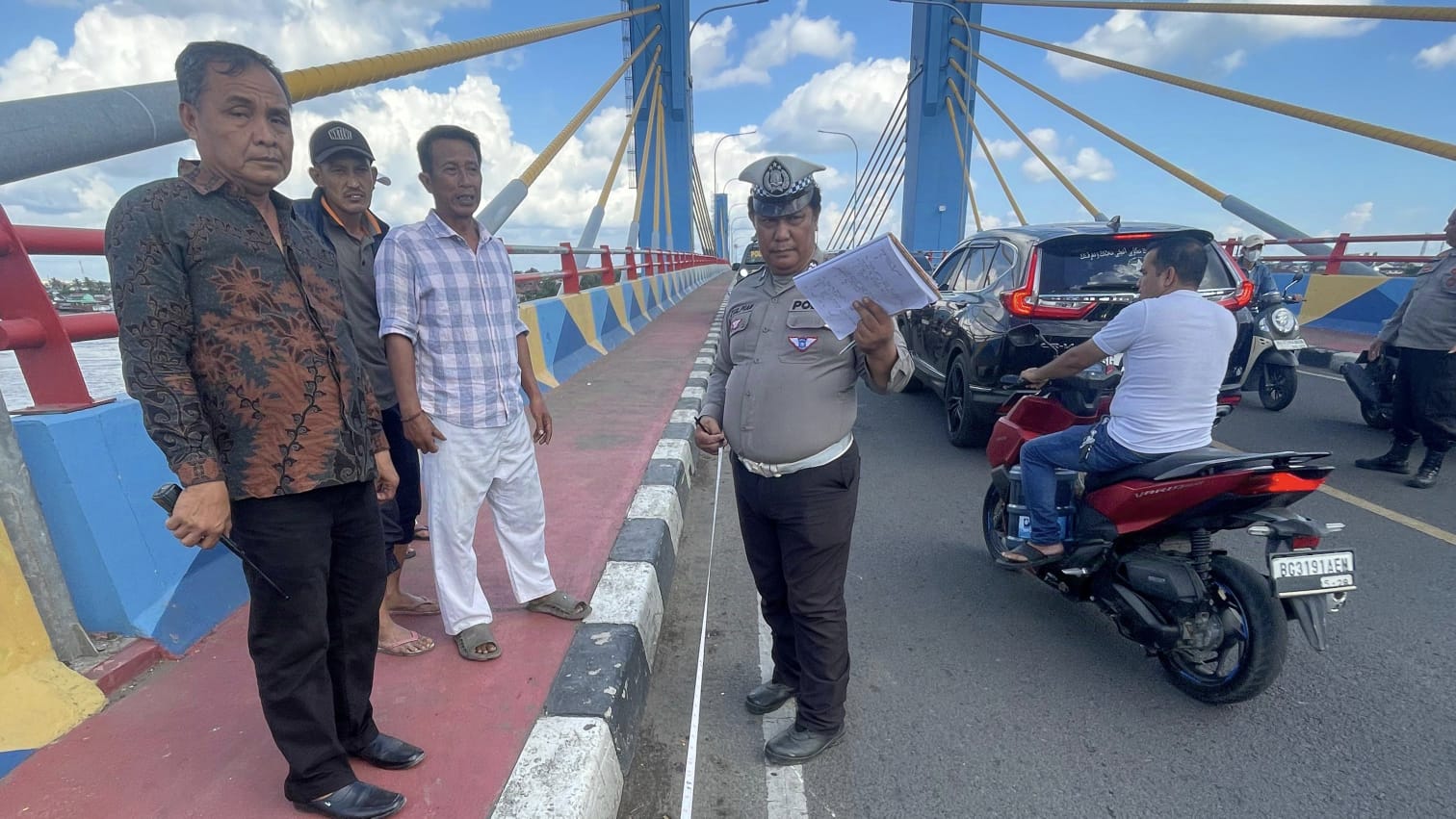Kecelakaan Tragis di Jembatan Musi IV, Seorang Ibu Tewas di Tempat