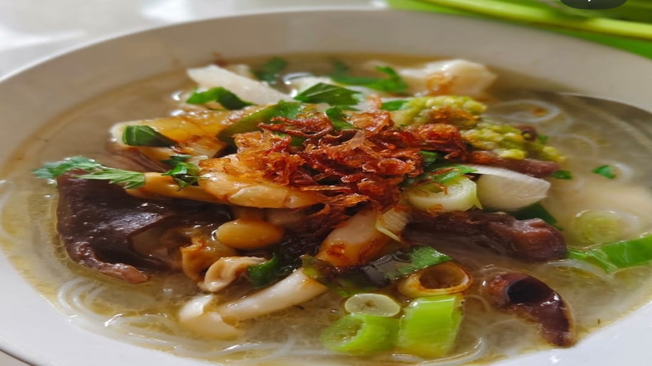 Tekwan Sagu Palembang, Inovasi Kuliner dengan Kuah Udang yang Menggugah