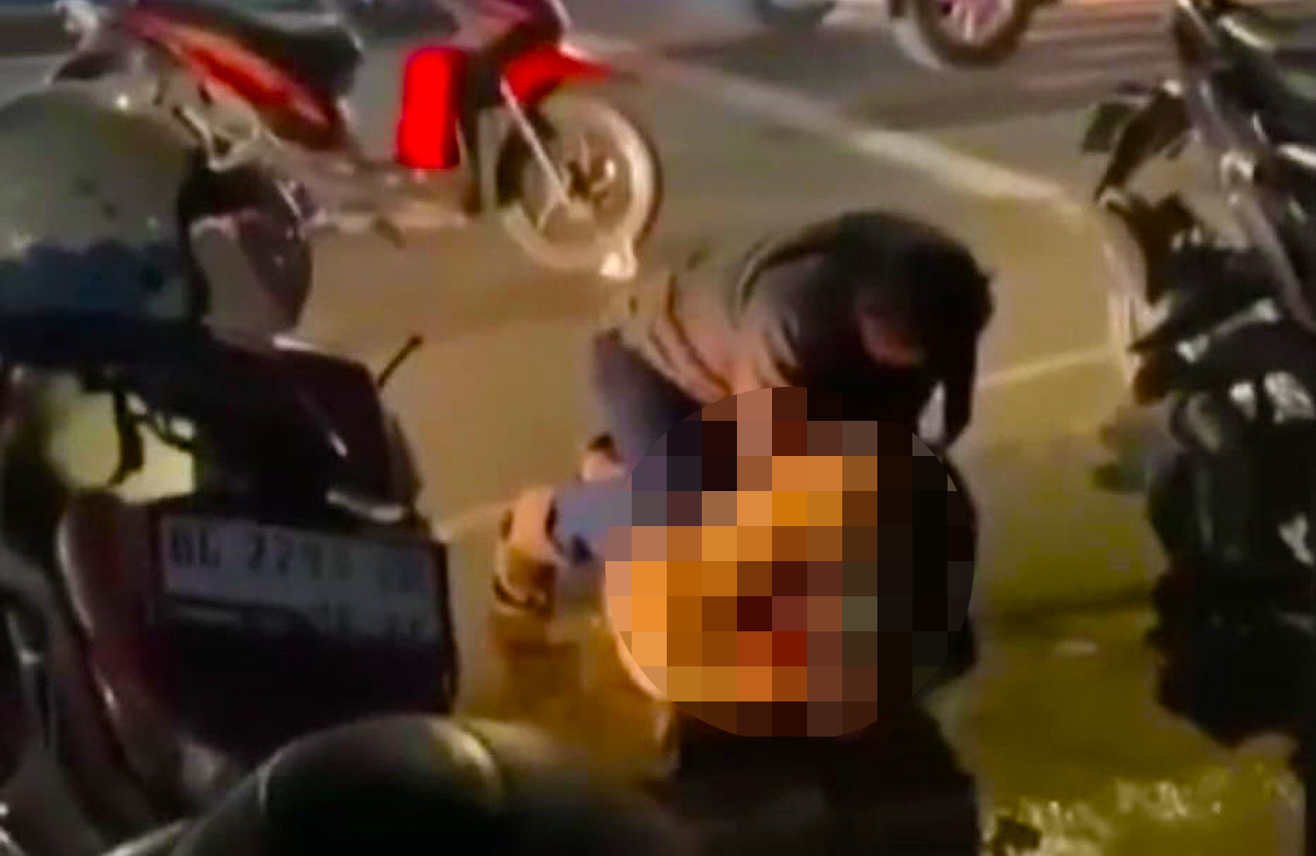 Juru Parkir Liar ‘Dituja’ Orang Tak Dikenal di Jalan Depan RS Siloam Sriwijaya Palembang, Polisi Cari Pelaku