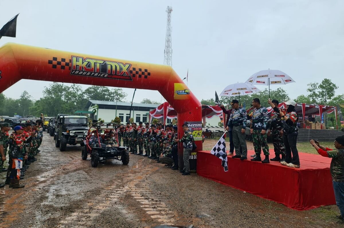 56 Offroader Pacu Adrenalin Sambil Tanam Bibit Pohon di Gelaran Puslatpur Kodiklatad Adventure Fun Offroad