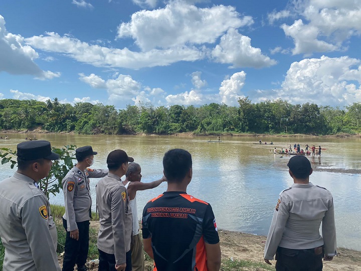 3 Pelajar Berenang, 1 Hilang Terbawa Arus Sungai Desa Tanjung Temiang