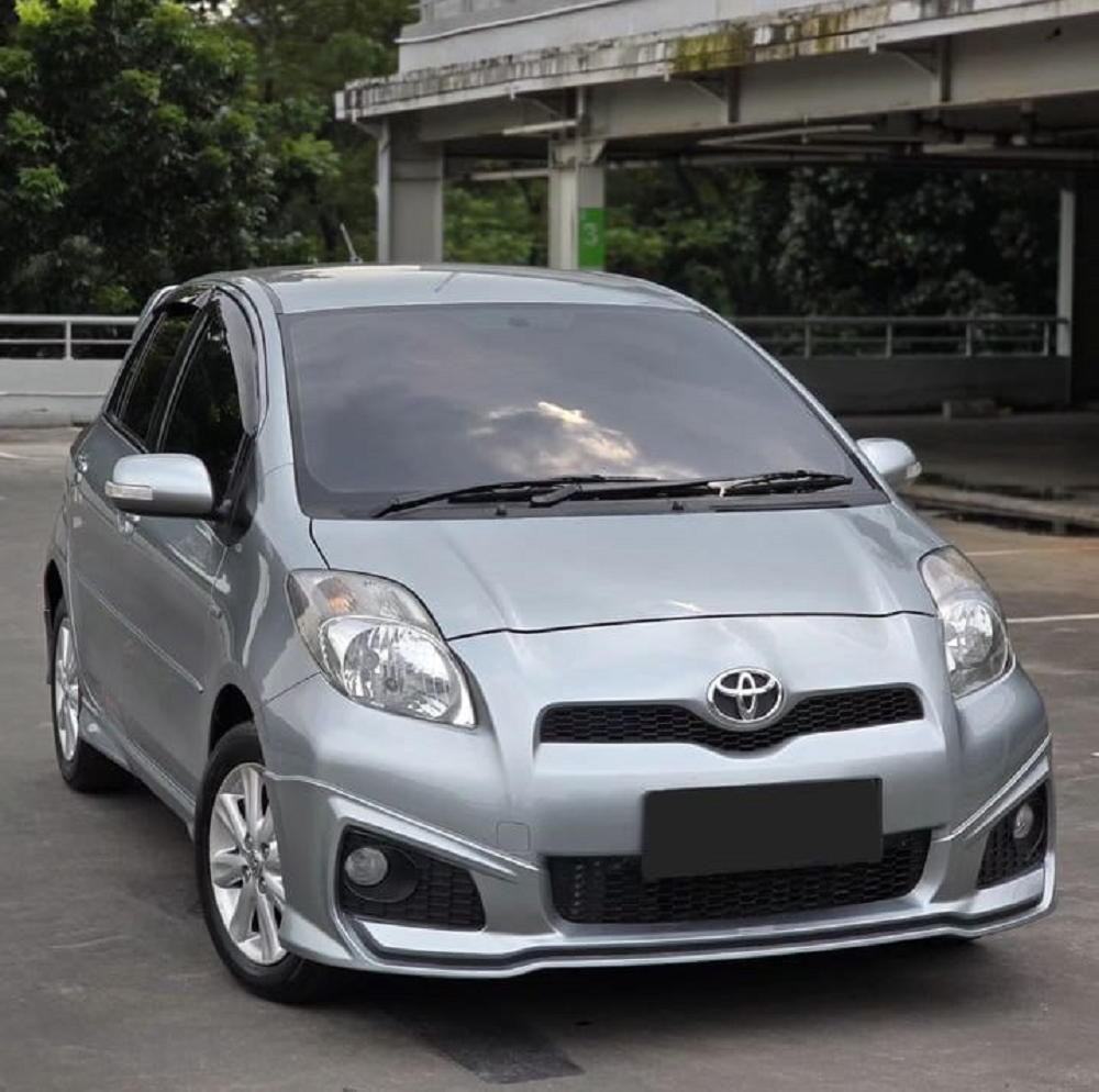 Toyota Yaris: Mobil Kompak dengan Performa Dinamis dan Efisiensi Tinggi  foto : @mm.garage888