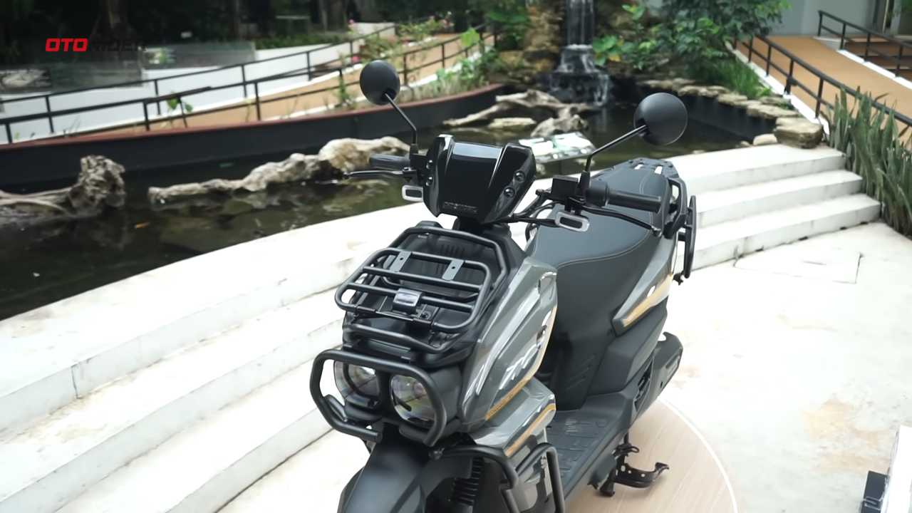 Indomobil Kenalkan Tyranno, Skuter Listrik Stylis Khas Adventure