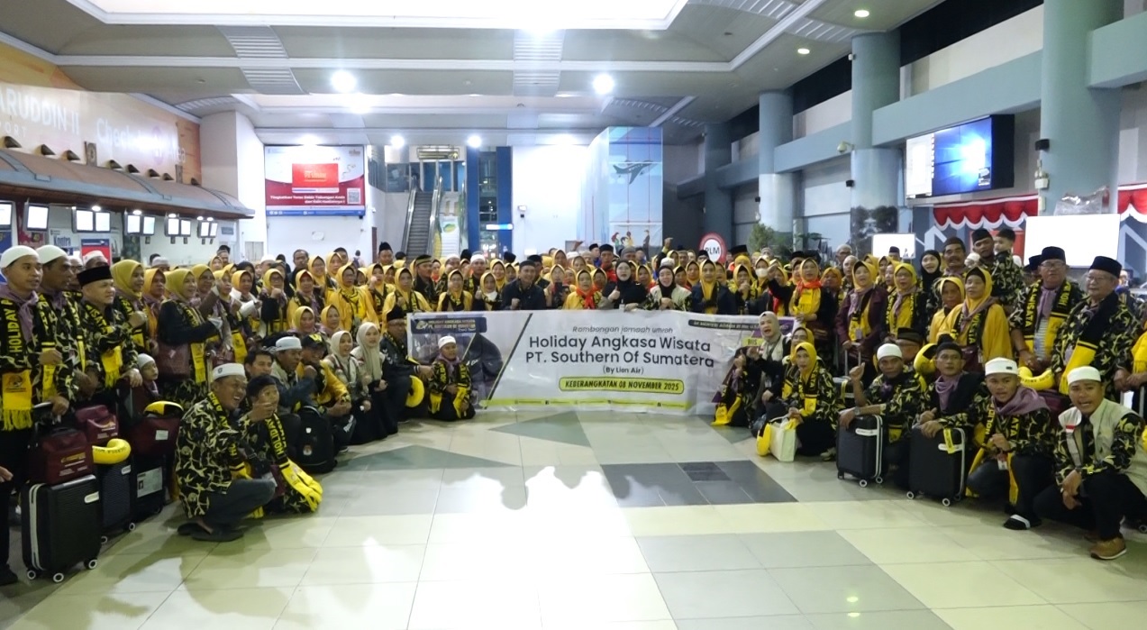Holiday Angkasa Wisata Kembali Berangkatkan 213 Jamaah Umroh Paket 12 Hari By Lion Air