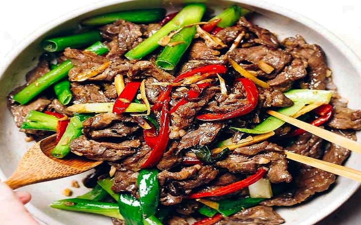 Mongolia beef yang Juicy dan Lezat